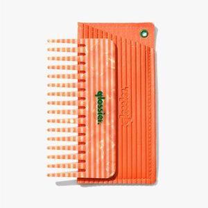 Glossier LE rare summer capsule comb